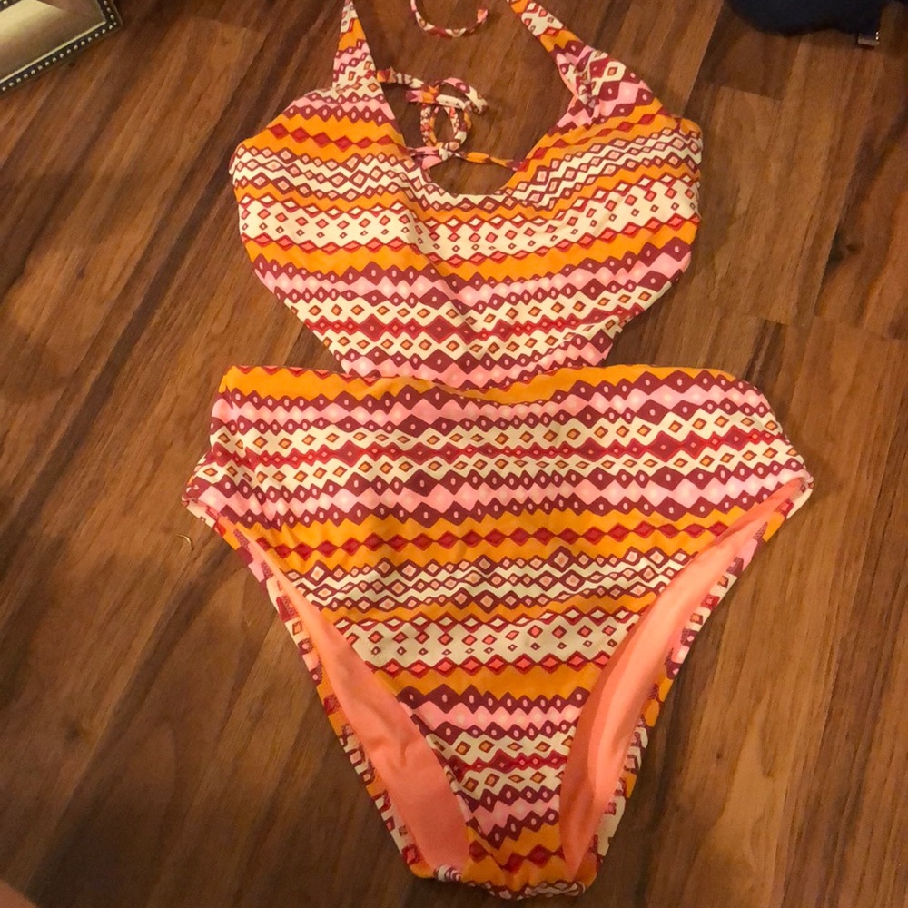 One piece swimsuit